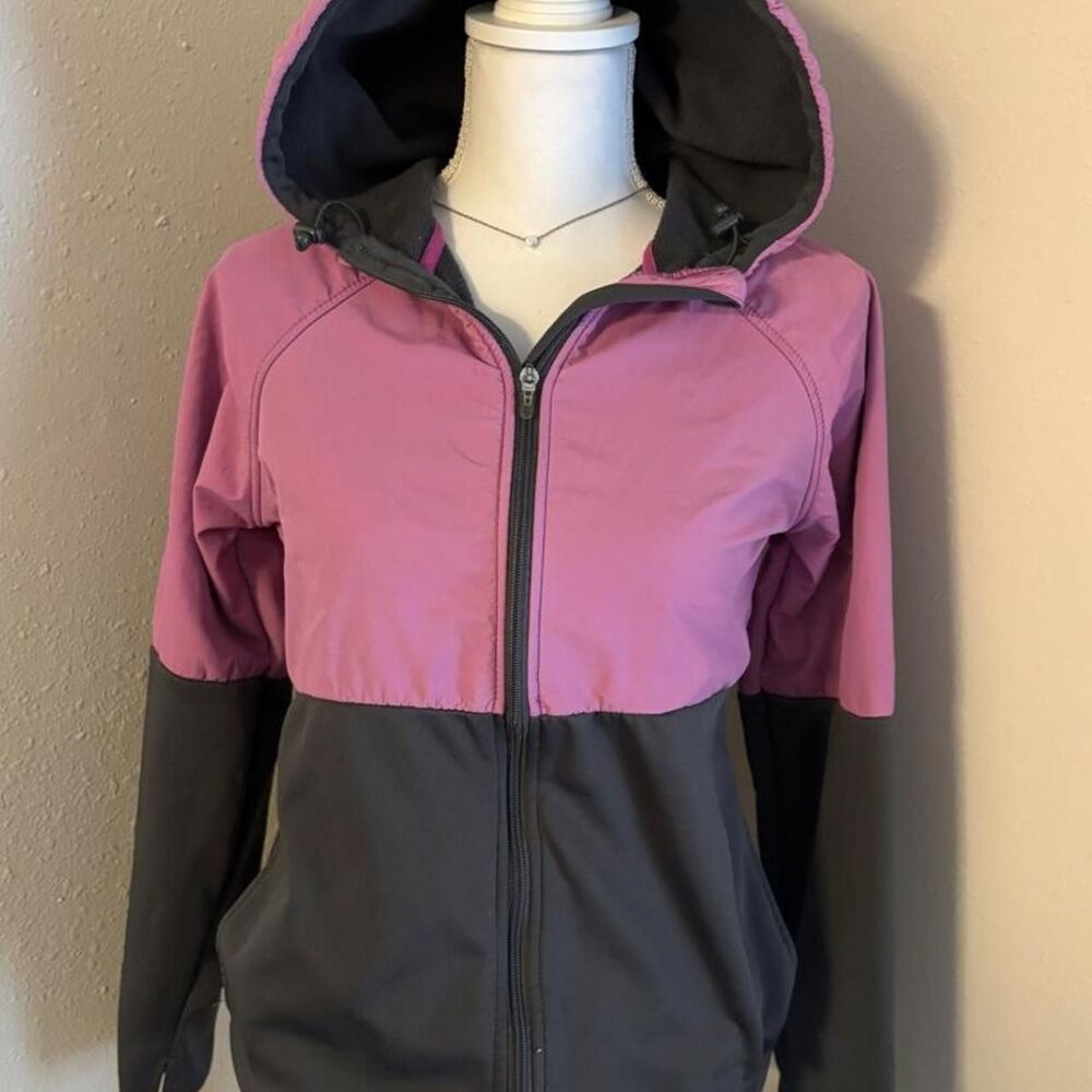 Reebok Women's Pink and Purple Jacket